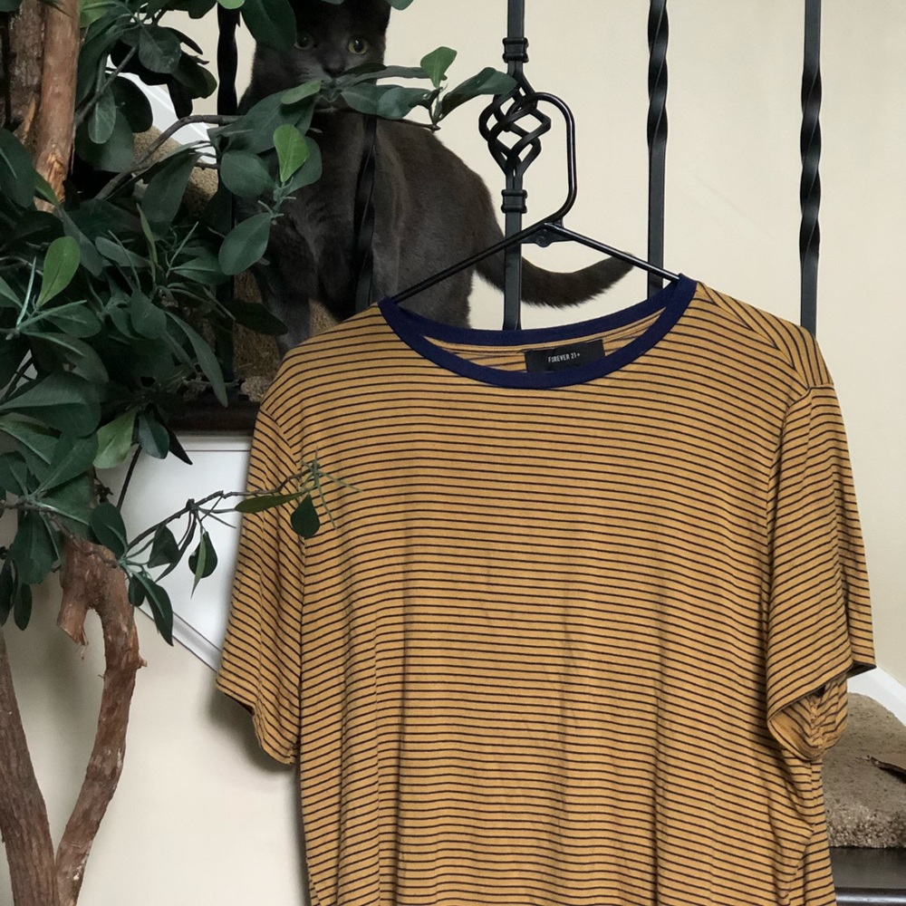 Loose striped dark yellow Short sleeved T